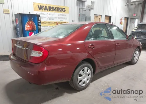 2004 Toyota Camry Le z USA, uszkodzony, nr VIN 4T1BE32K44U261071